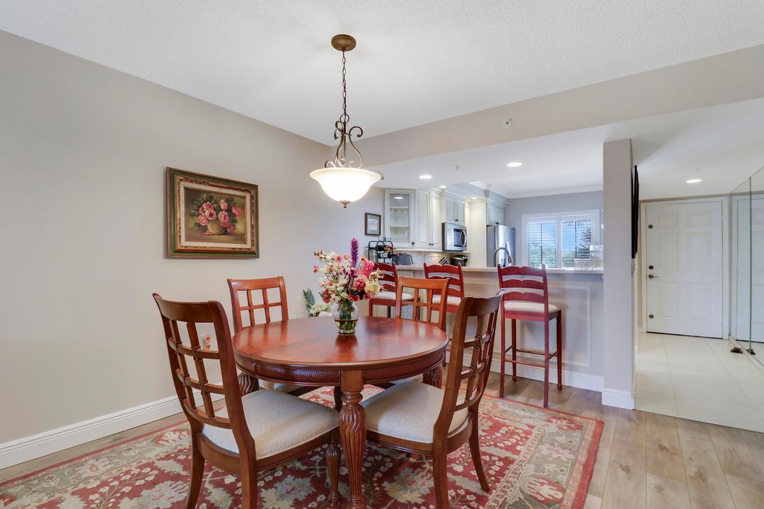 На продажу: $545,000 (2 спален, 2 ванн, 1385 Квадратных фут)