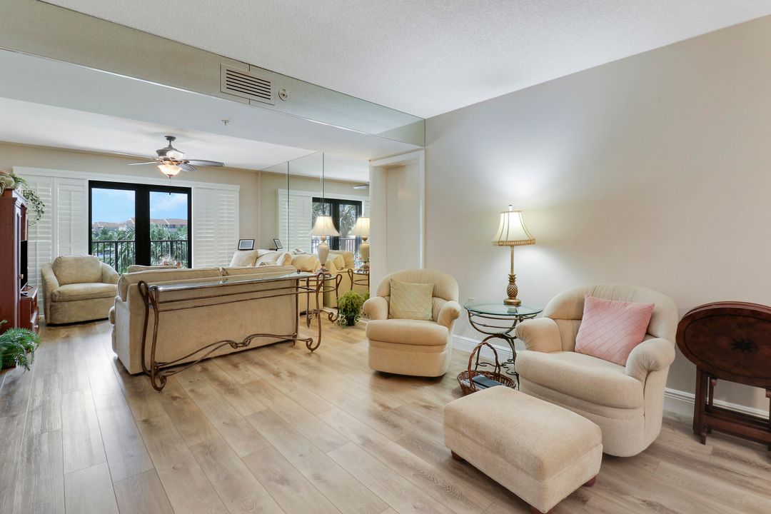 На продажу: $545,000 (2 спален, 2 ванн, 1385 Квадратных фут)