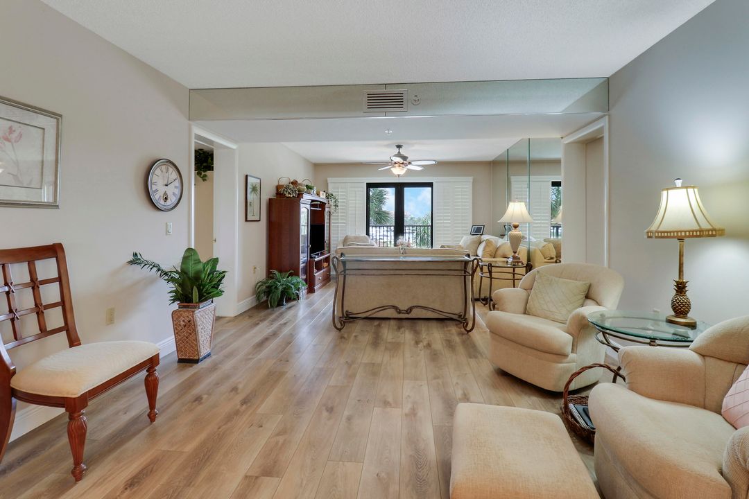 На продажу: $545,000 (2 спален, 2 ванн, 1385 Квадратных фут)