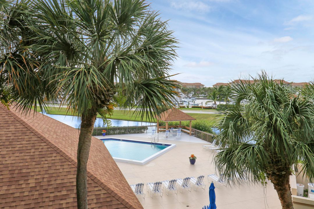 На продажу: $545,000 (2 спален, 2 ванн, 1385 Квадратных фут)