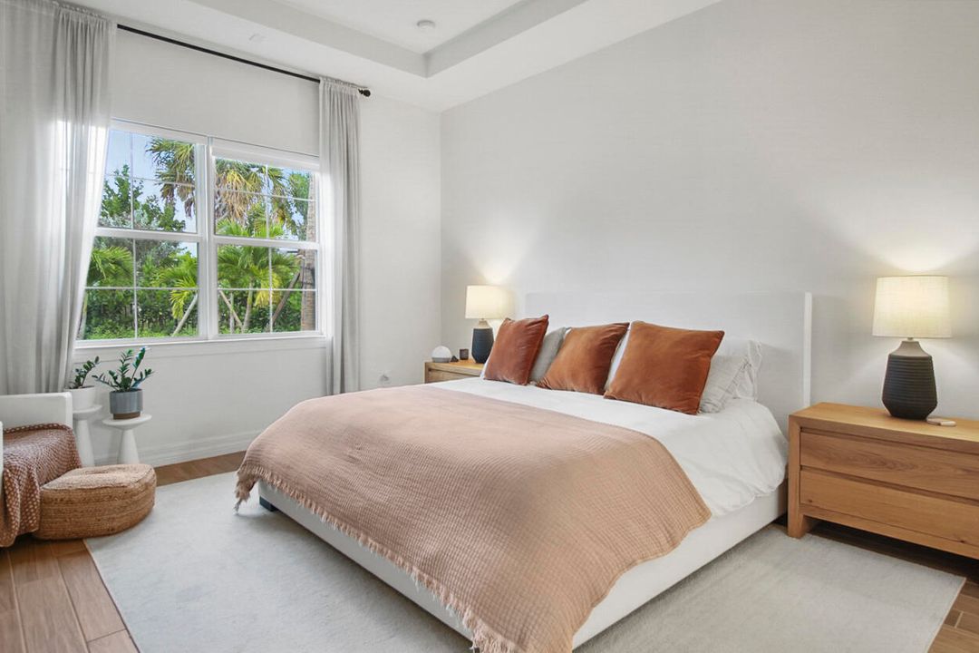 En Renta: $5,900 (3 camas, 2 baños, 2298 Pies cuadrados)