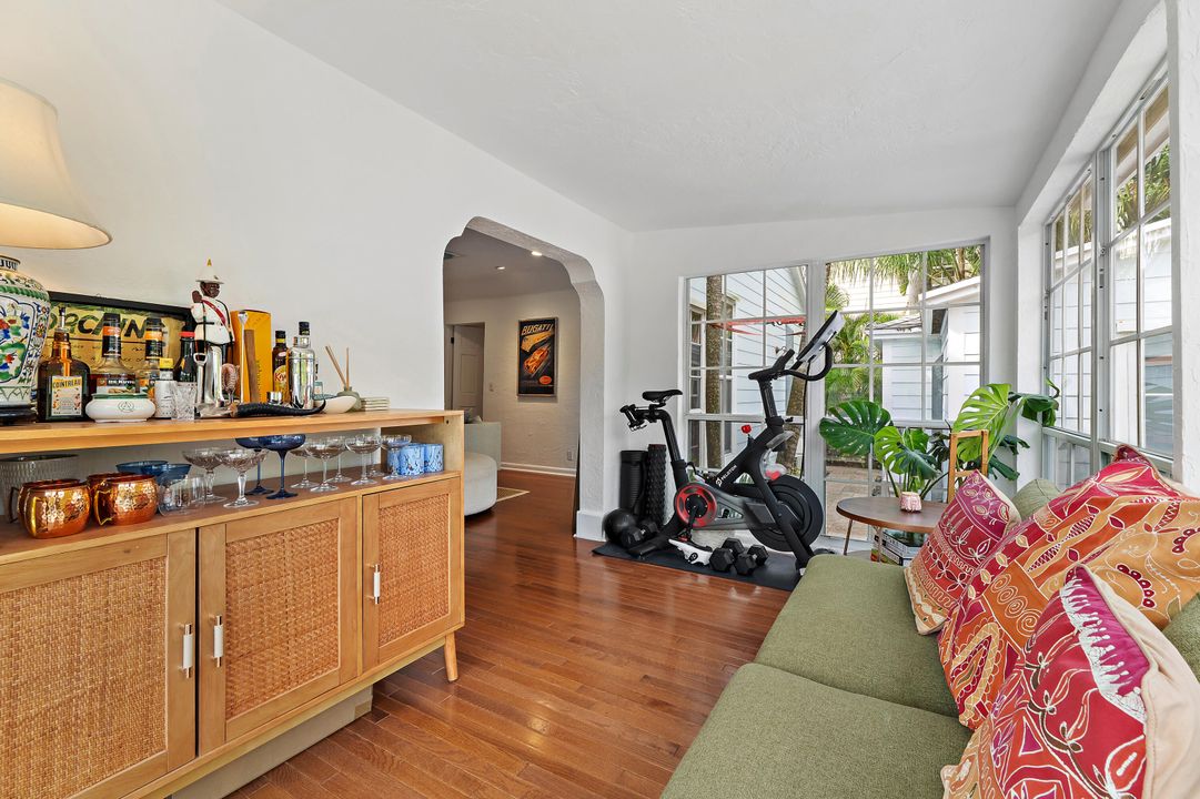 На продажу: $1,875,000 (4 спален, 4 ванн, 2086 Квадратных фут)