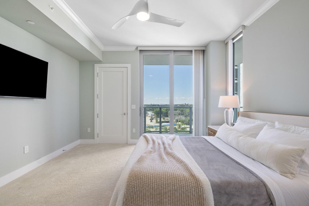 For Sale: $1,995,000 (2 beds, 2 baths, 1959 Square Feet)