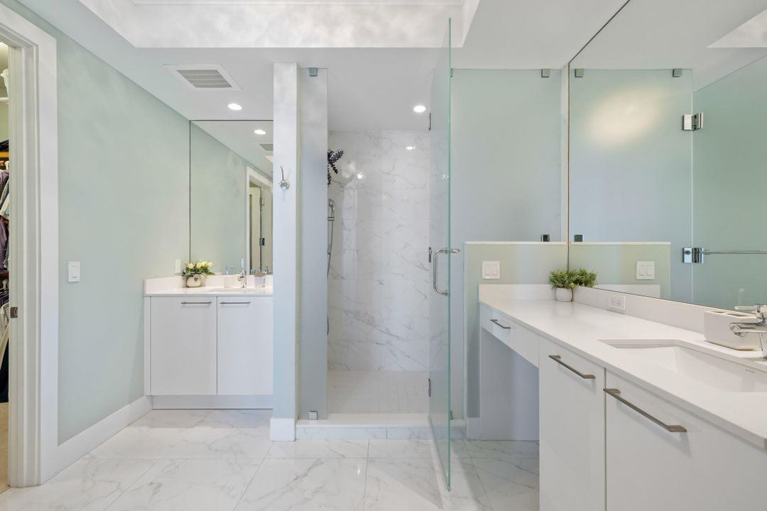 For Sale: $1,995,000 (2 beds, 2 baths, 1959 Square Feet)