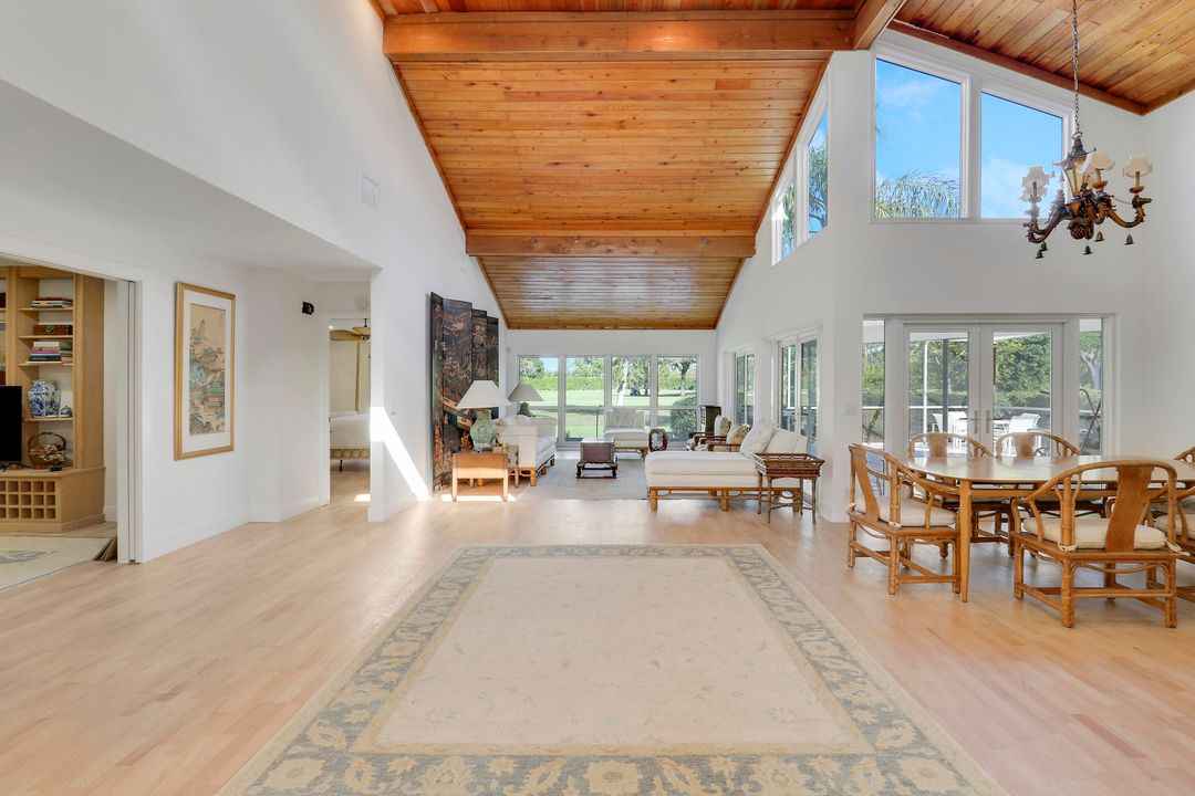 出租: $11,000 (3 贝兹, 2 浴室, 2112 平方英尺)