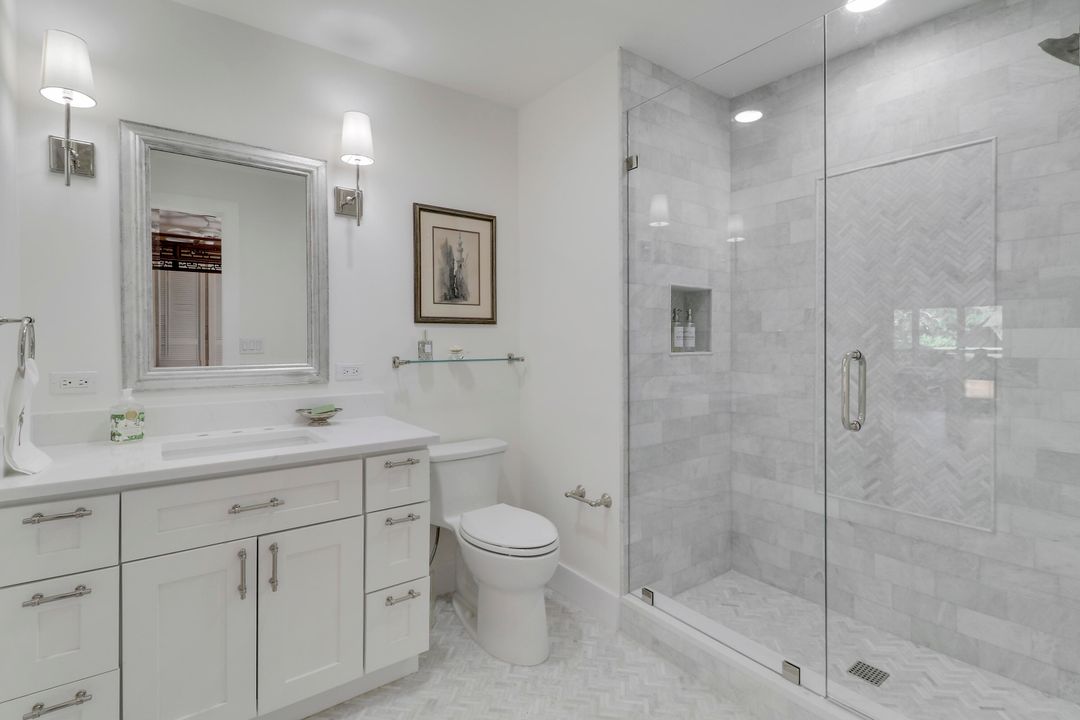 出租: $11,000 (3 贝兹, 2 浴室, 2112 平方英尺)