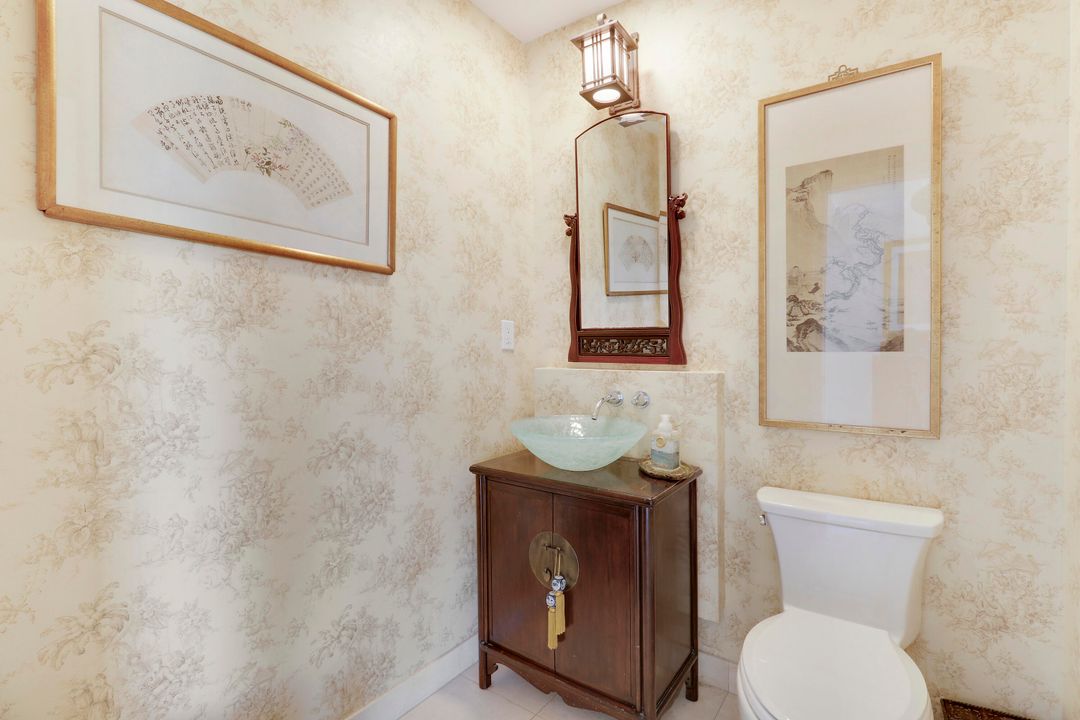 出租: $11,000 (3 贝兹, 2 浴室, 2112 平方英尺)