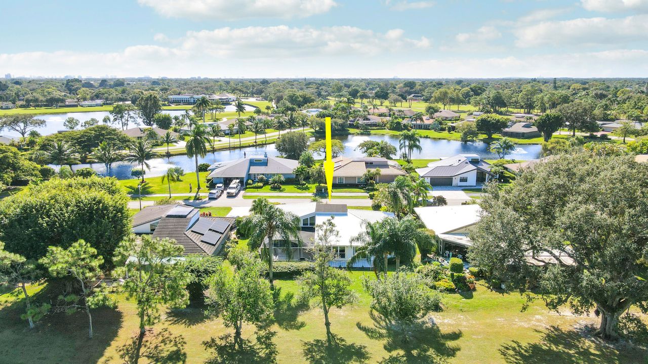 出租: $11,000 (3 贝兹, 2 浴室, 2112 平方英尺)