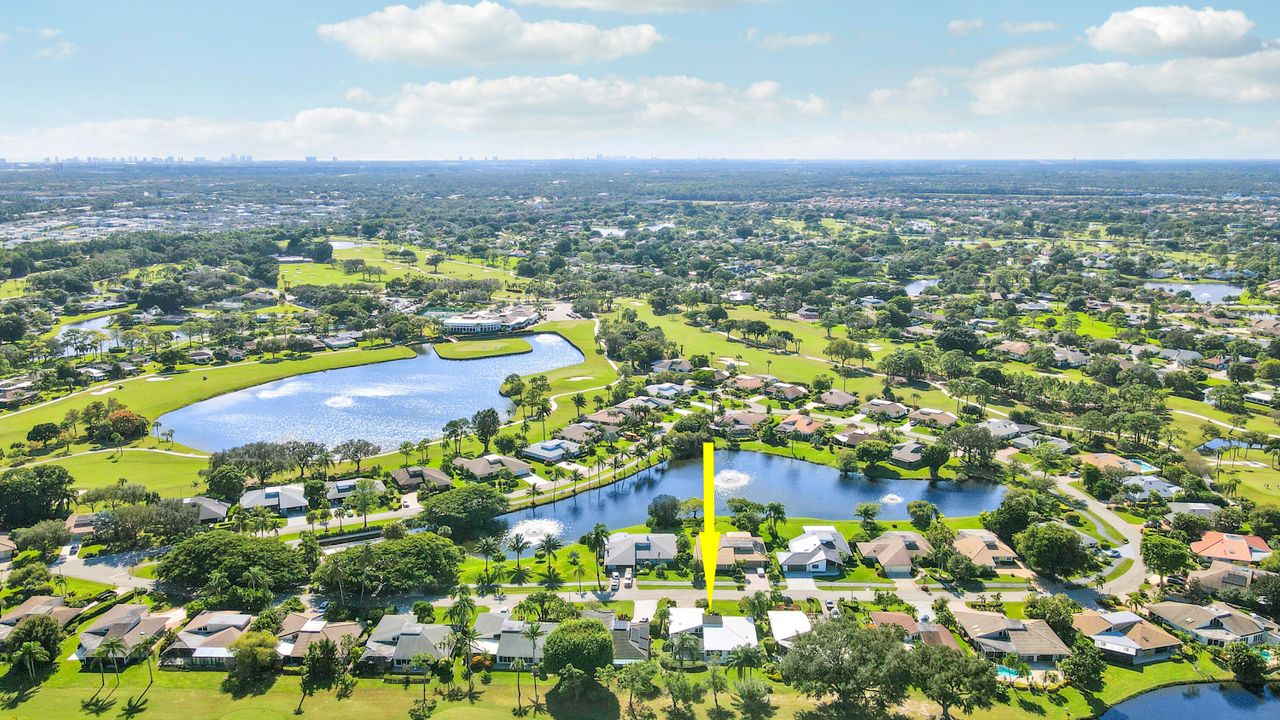 出租: $11,000 (3 贝兹, 2 浴室, 2112 平方英尺)