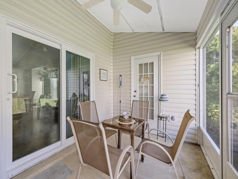 For Sale: $250,000 (2 beds, 2 baths, 1395 Square Feet)