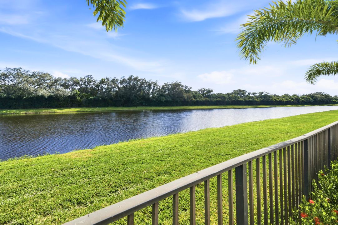 En Venta: $2,675,000 (3 camas, 4 baños, 2987 Pies cuadrados)