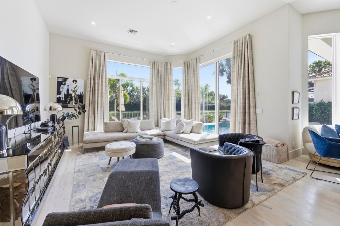 En Venta: $2,675,000 (3 camas, 4 baños, 2987 Pies cuadrados)