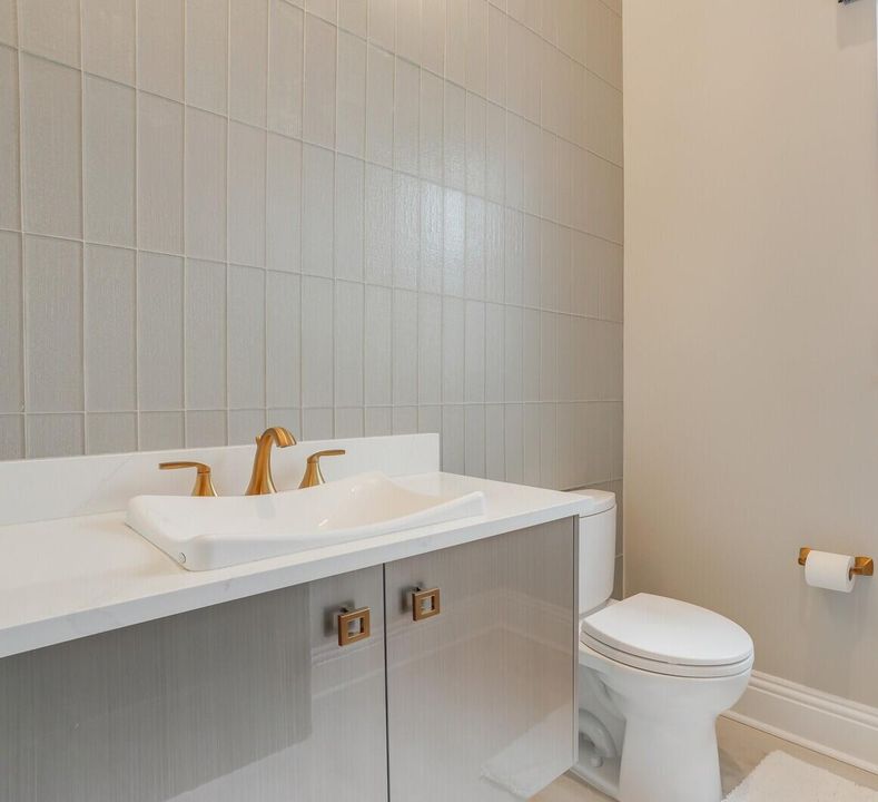 待售: $2,975,000 (4 贝兹, 4 浴室, 4390 平方英尺)