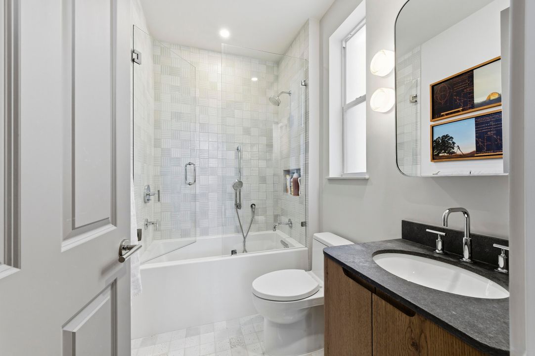 En Venta: $2,675,000 (3 camas, 4 baños, 2987 Pies cuadrados)