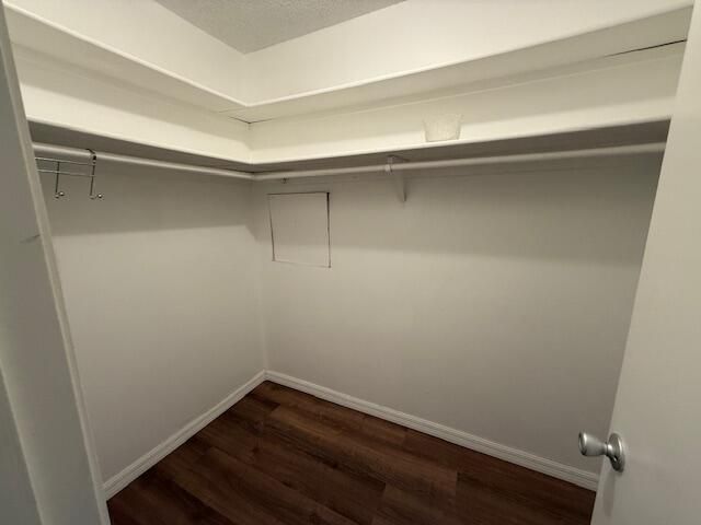 Под контрактом: $1,700 (2 спален, 2 ванн, 1089 Квадратных фут)