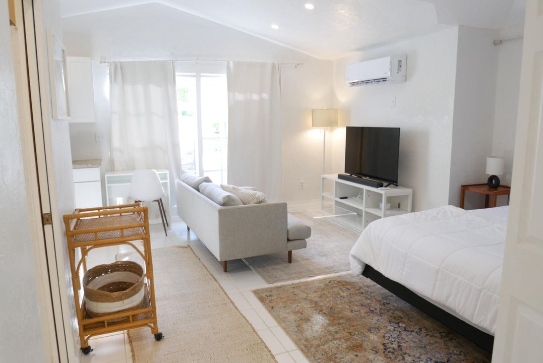 На продажу: $1,875,000 (4 спален, 4 ванн, 2086 Квадратных фут)