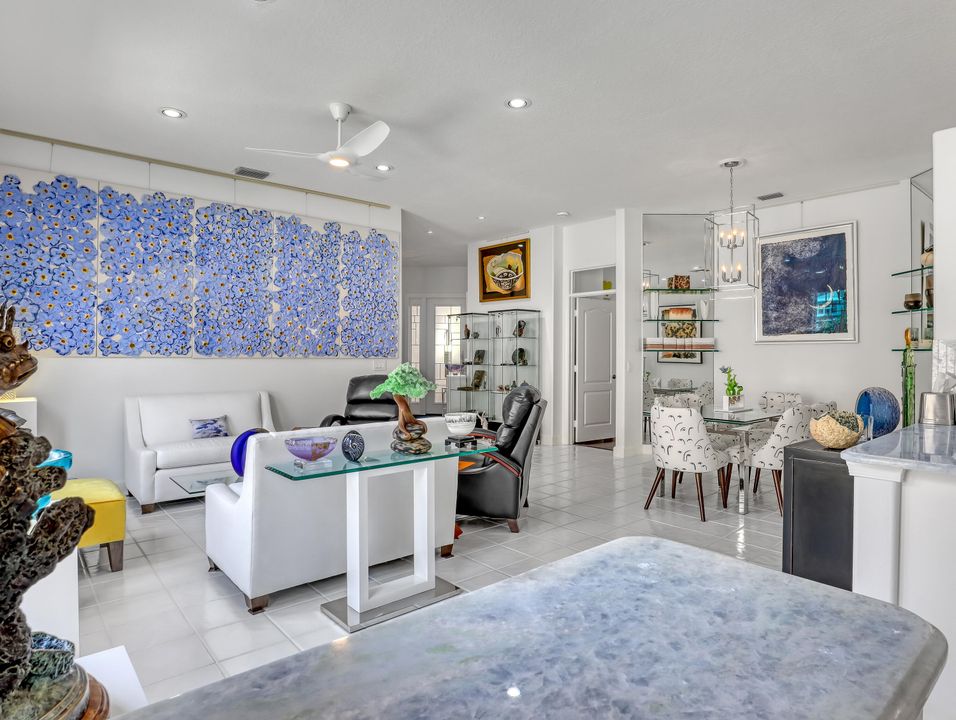 For Sale: $890,000 (3 beds, 3 baths, 2233 Square Feet)