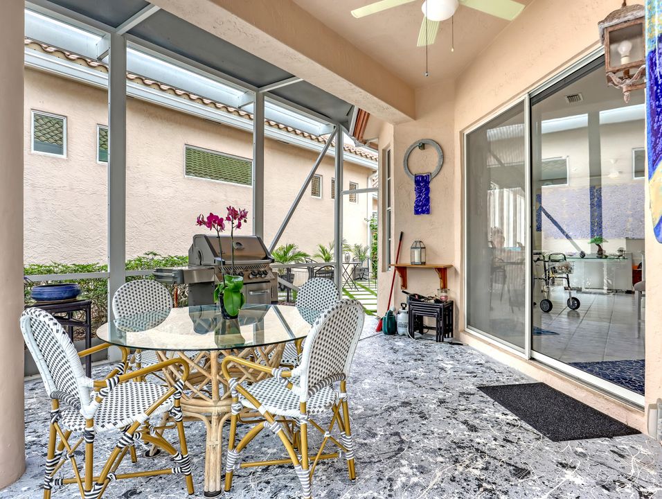 For Sale: $890,000 (3 beds, 3 baths, 2233 Square Feet)