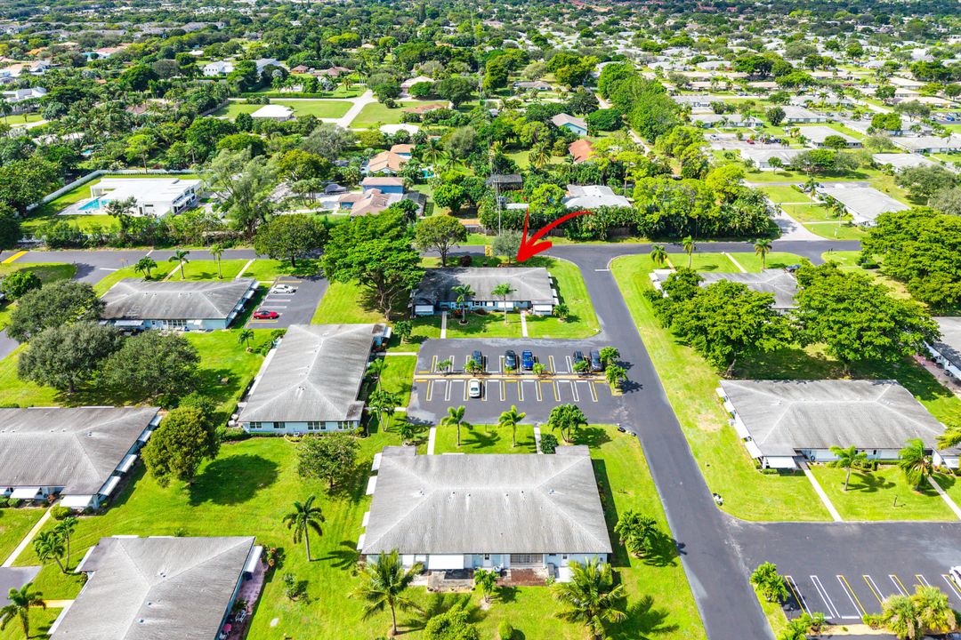 For Sale: $206,000 (2 beds, 2 baths, 1175 Square Feet)