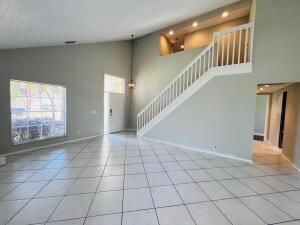 For Rent: $4,600 (4 beds, 2 baths, 2001 Square Feet)
