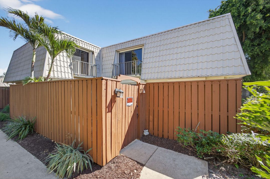 最近租的: $5,200 (3 贝兹, 2 浴室, 1686 平方英尺)