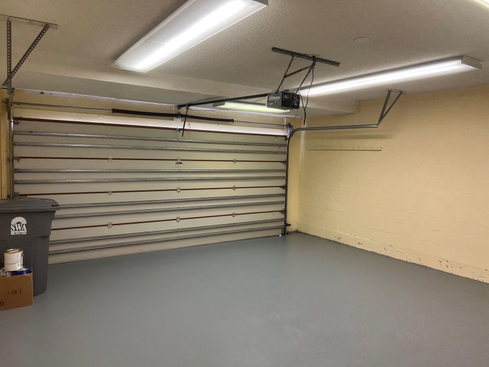 For Rent: $4,600 (4 beds, 2 baths, 2001 Square Feet)