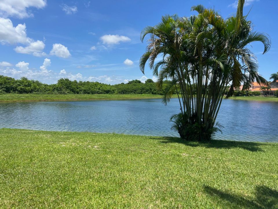 For Rent: $4,600 (4 beds, 2 baths, 2001 Square Feet)