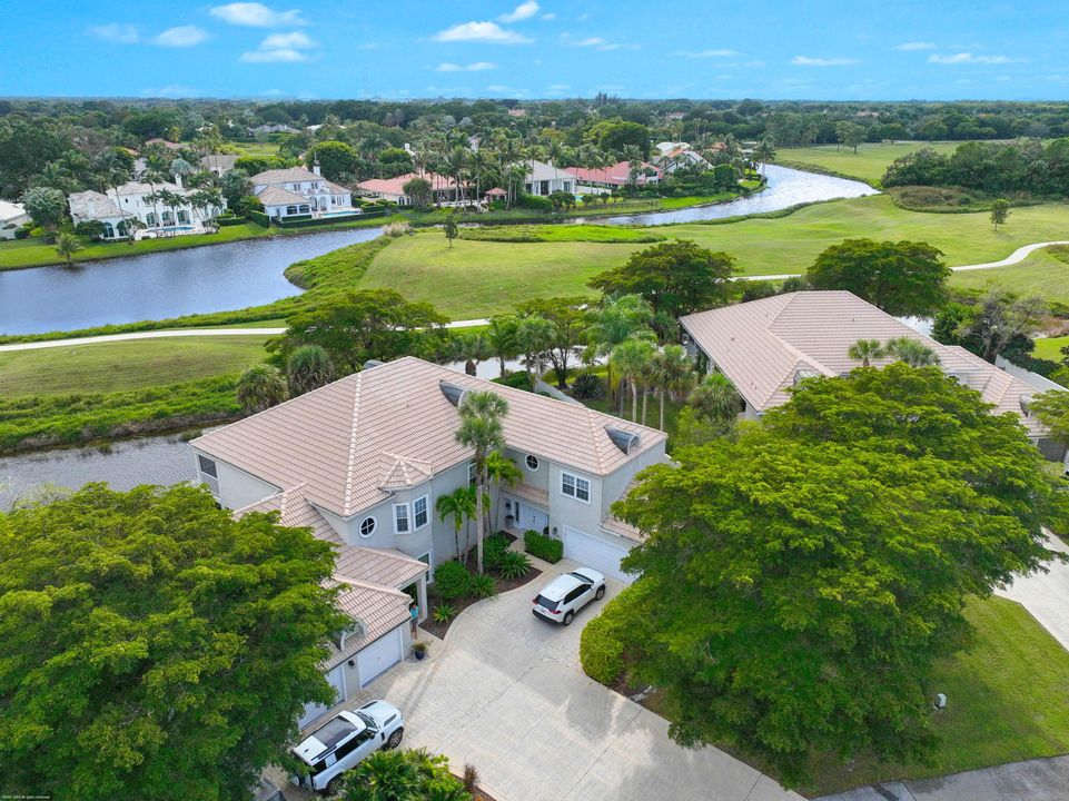 For Sale: $1,850,000 (4 beds, 3 baths, 2401 Square Feet)