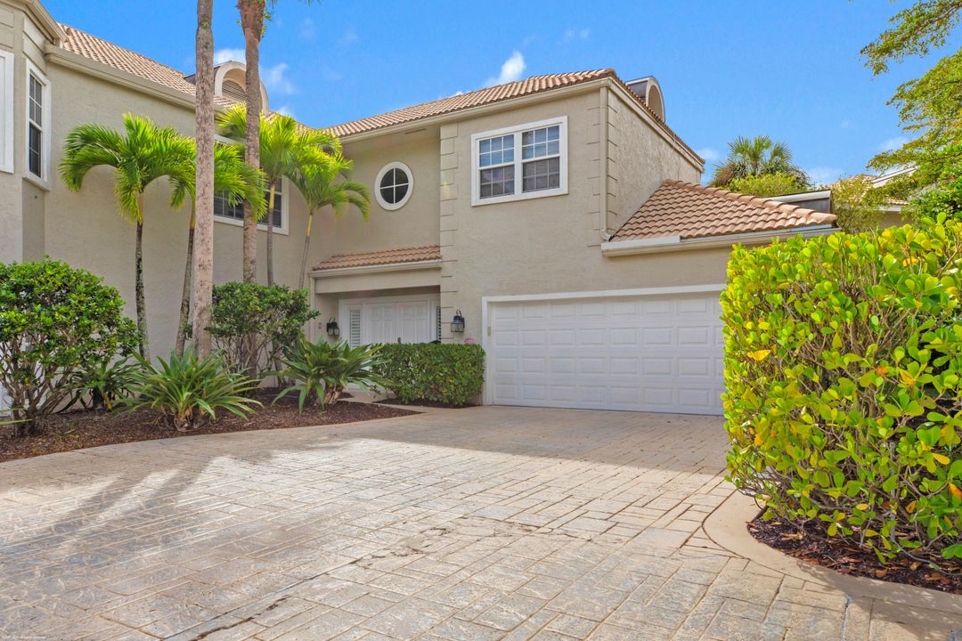 For Sale: $1,850,000 (4 beds, 3 baths, 2401 Square Feet)