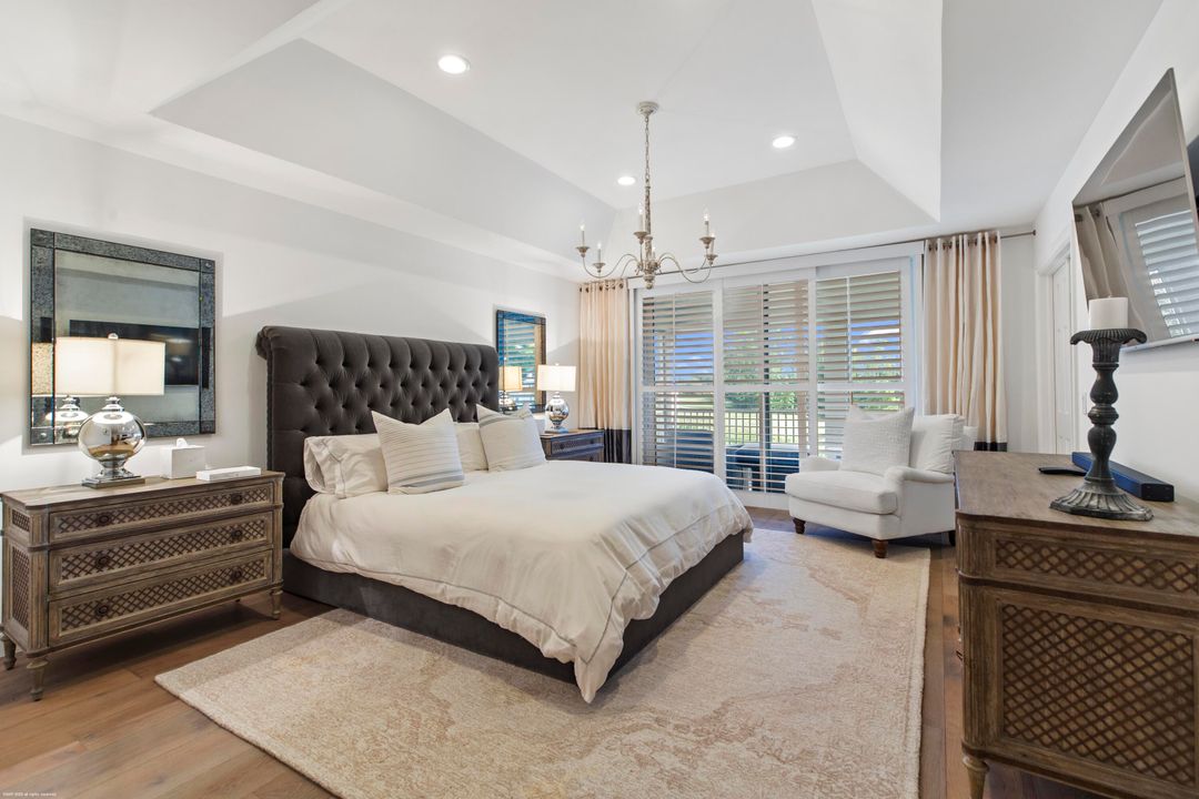 For Sale: $1,850,000 (4 beds, 3 baths, 2401 Square Feet)