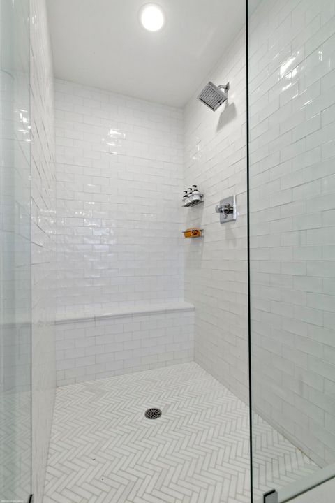 For Sale: $1,850,000 (4 beds, 3 baths, 2401 Square Feet)