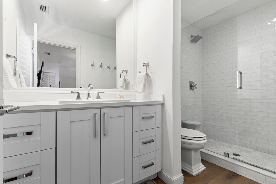 For Sale: $1,850,000 (4 beds, 3 baths, 2401 Square Feet)