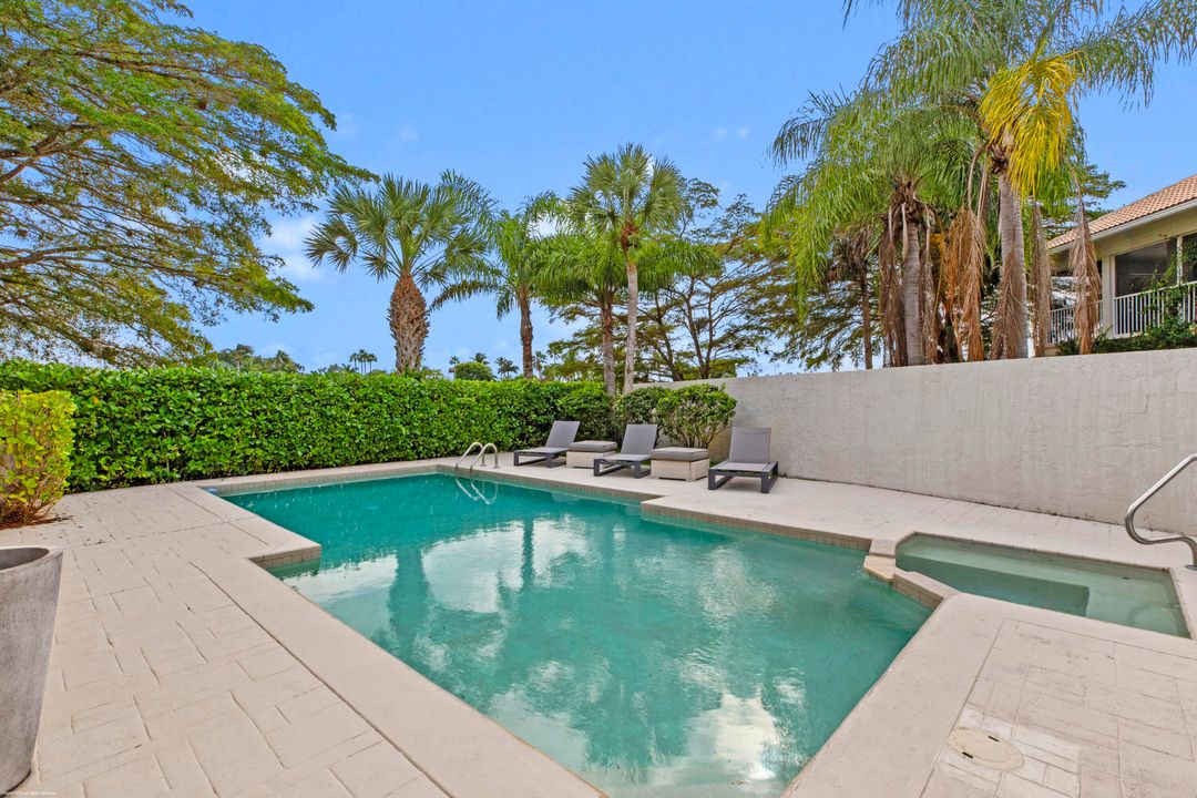 For Sale: $1,850,000 (4 beds, 3 baths, 2401 Square Feet)