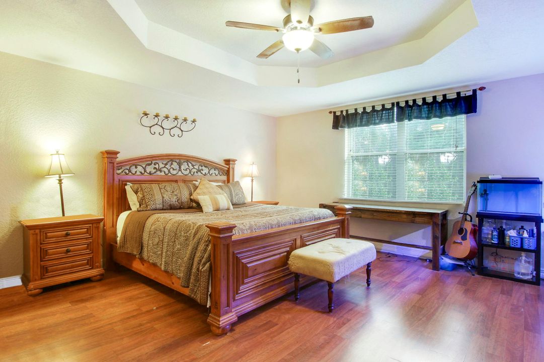 Active With Contract: $669,000 (5 beds, 3 baths, 3007 Square Feet)