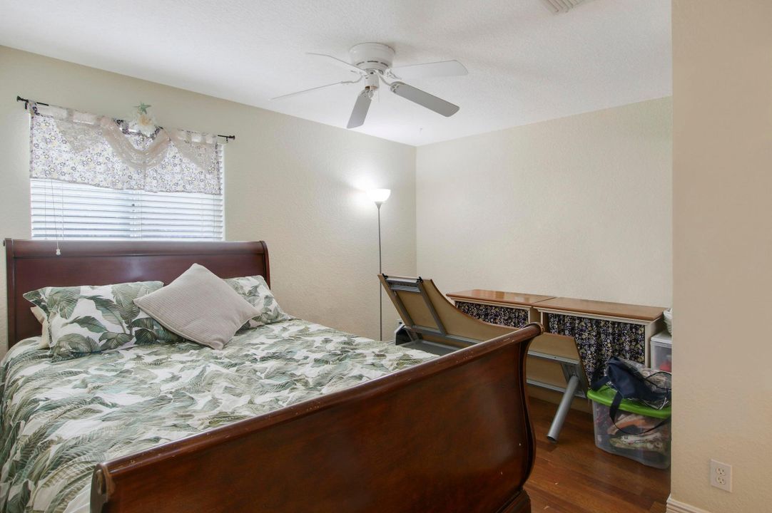 Active With Contract: $669,000 (5 beds, 3 baths, 3007 Square Feet)