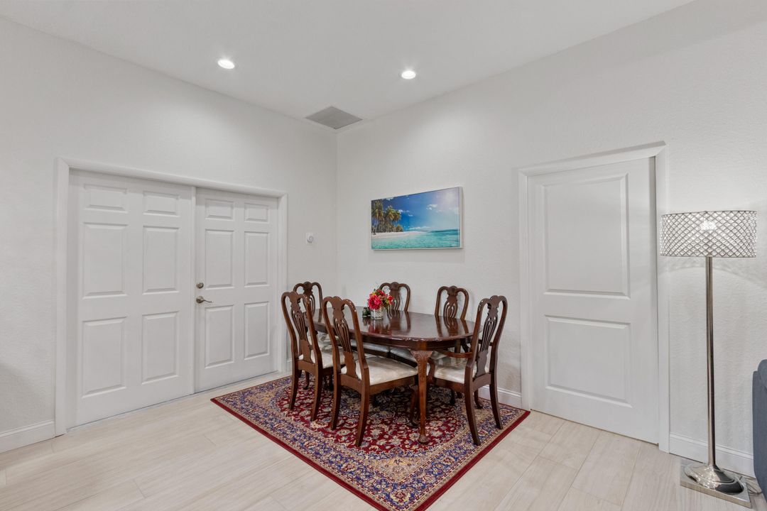 For Rent: $2,700 (2 beds, 2 baths, 1559 Square Feet)