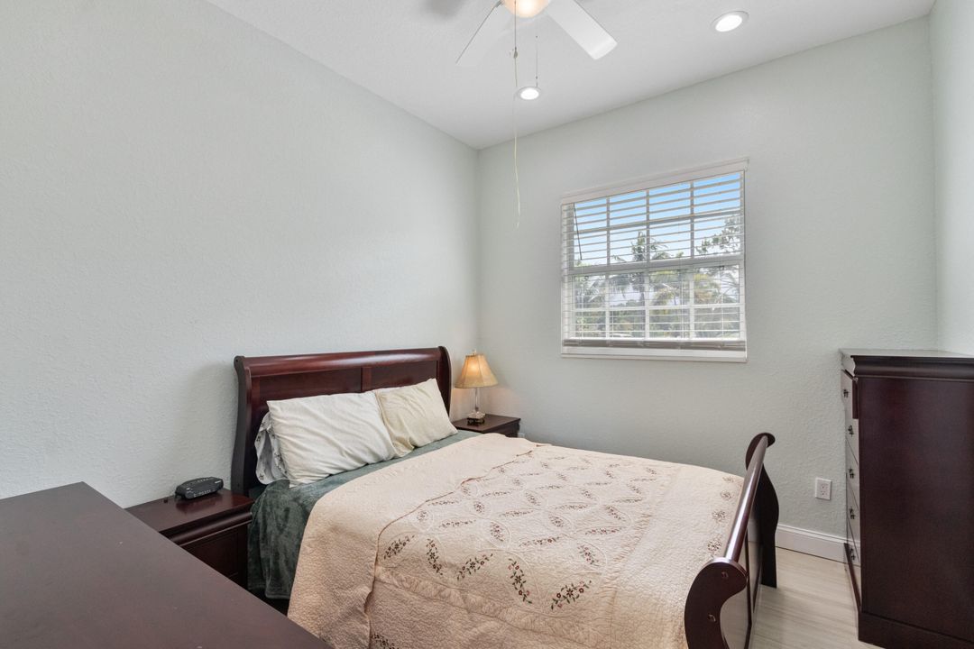 For Rent: $2,700 (2 beds, 2 baths, 1559 Square Feet)