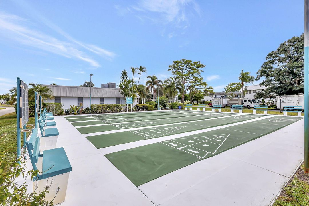 На продажу: $120,000 (1 спален, 1 ванн, 696 Квадратных фут)