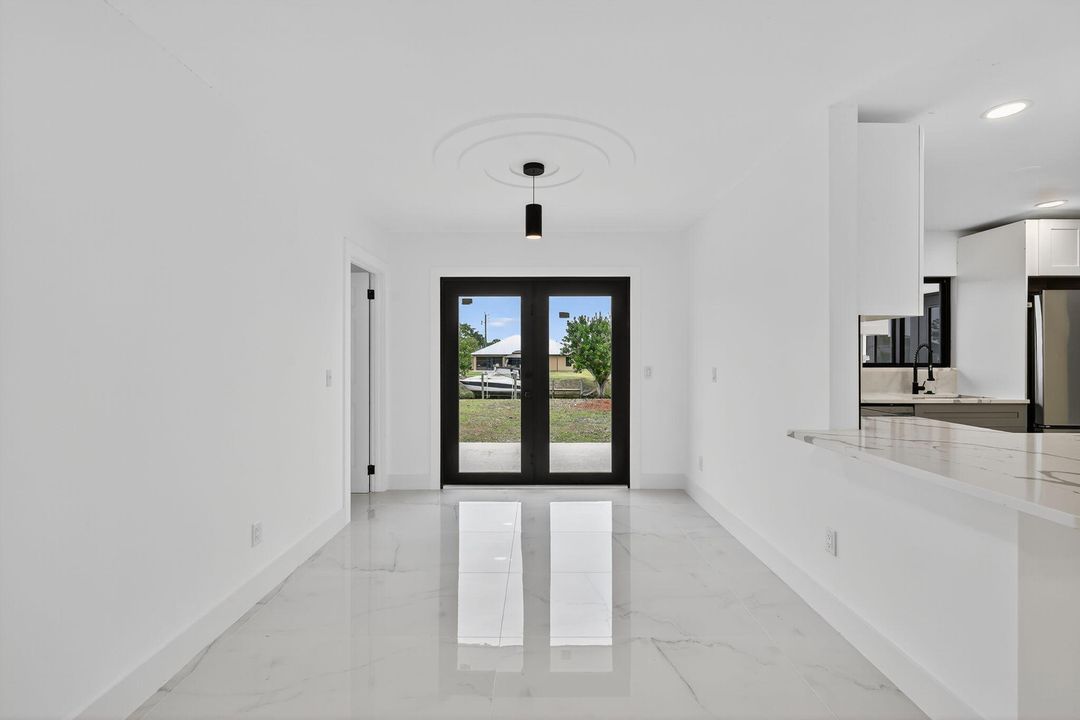 Activo con contrato: $475,850 (3 camas, 2 baños, 1592 Pies cuadrados)