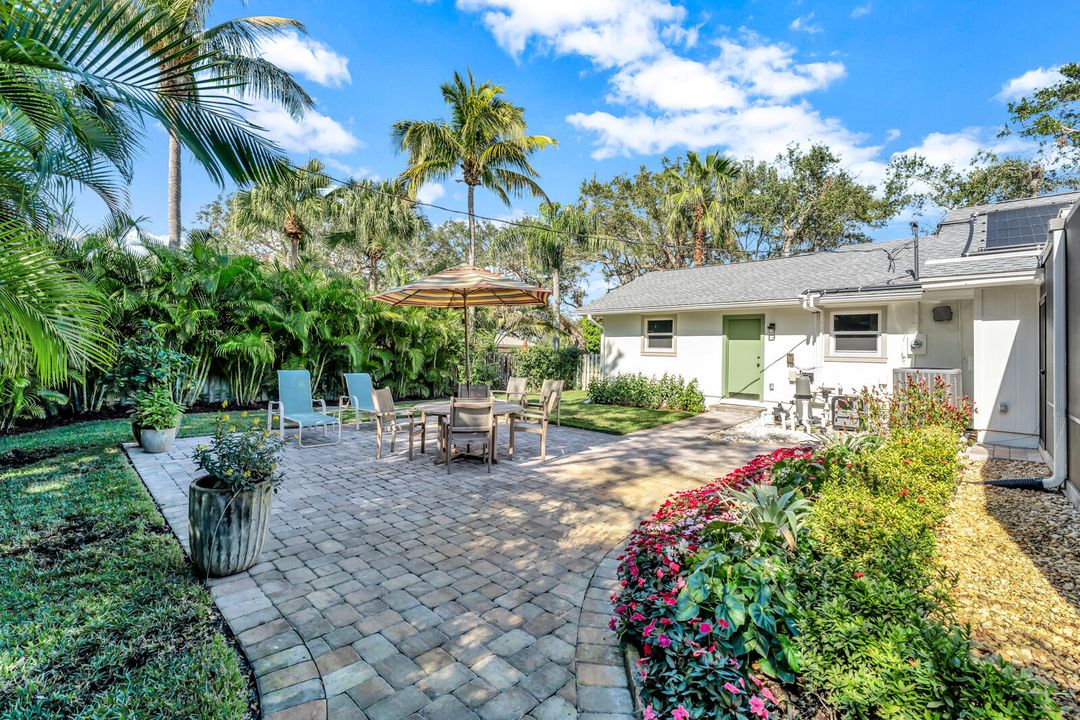 For Sale: $1,750,000 (3 beds, 3 baths, 2508 Square Feet)