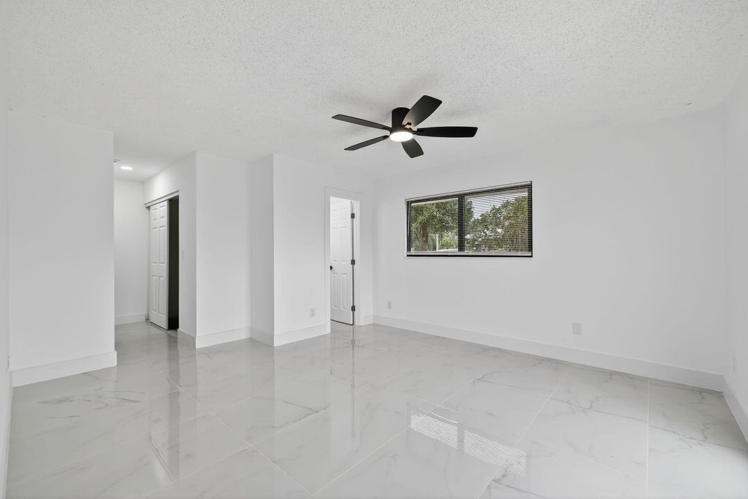 Activo con contrato: $475,850 (3 camas, 2 baños, 1592 Pies cuadrados)