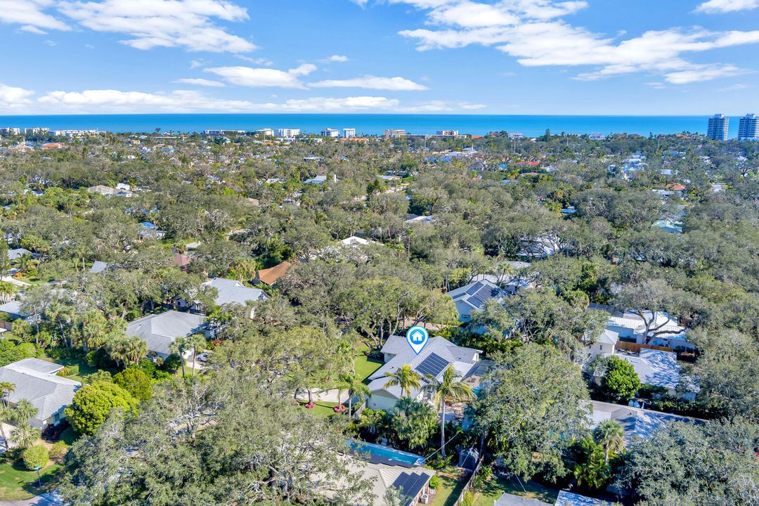 For Sale: $1,750,000 (3 beds, 3 baths, 2508 Square Feet)