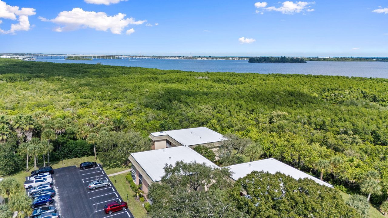 待售: $149,000 (2 贝兹, 2 浴室, 1000 平方英尺)