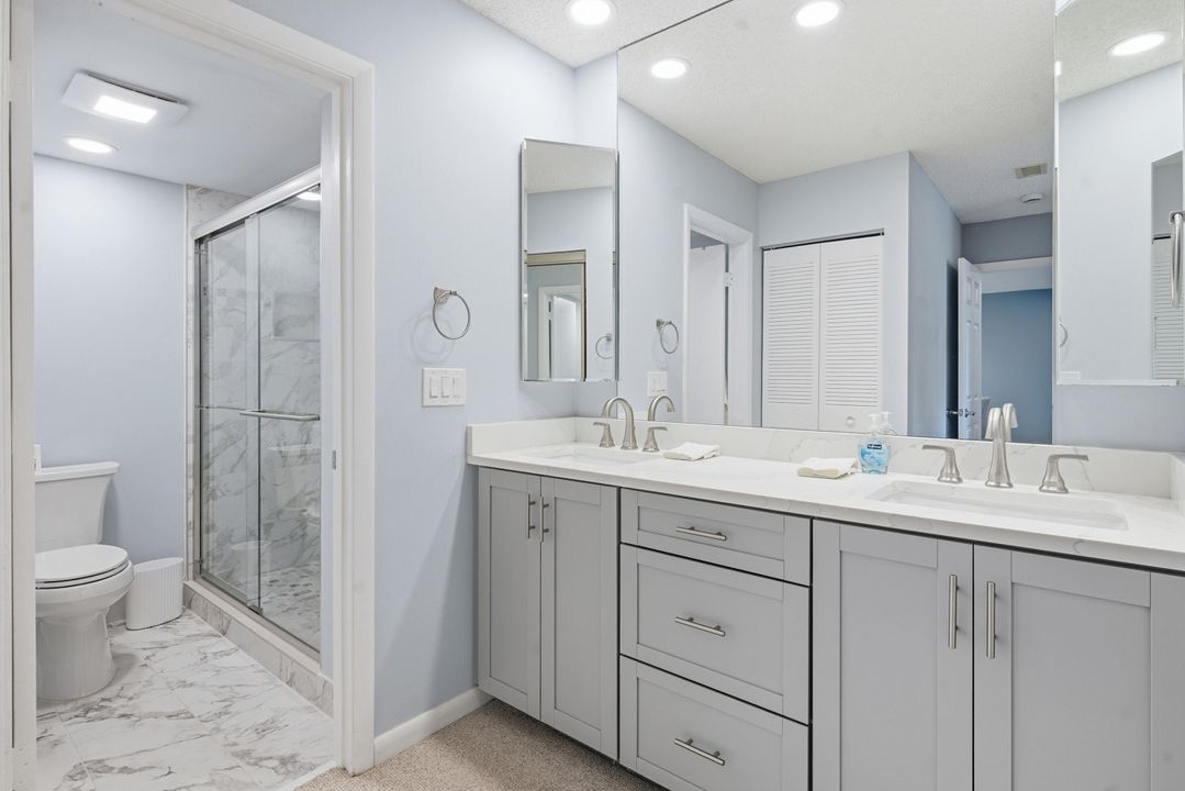 合同活跃: $2,500 (2 贝兹, 2 浴室, 1216 平方英尺)