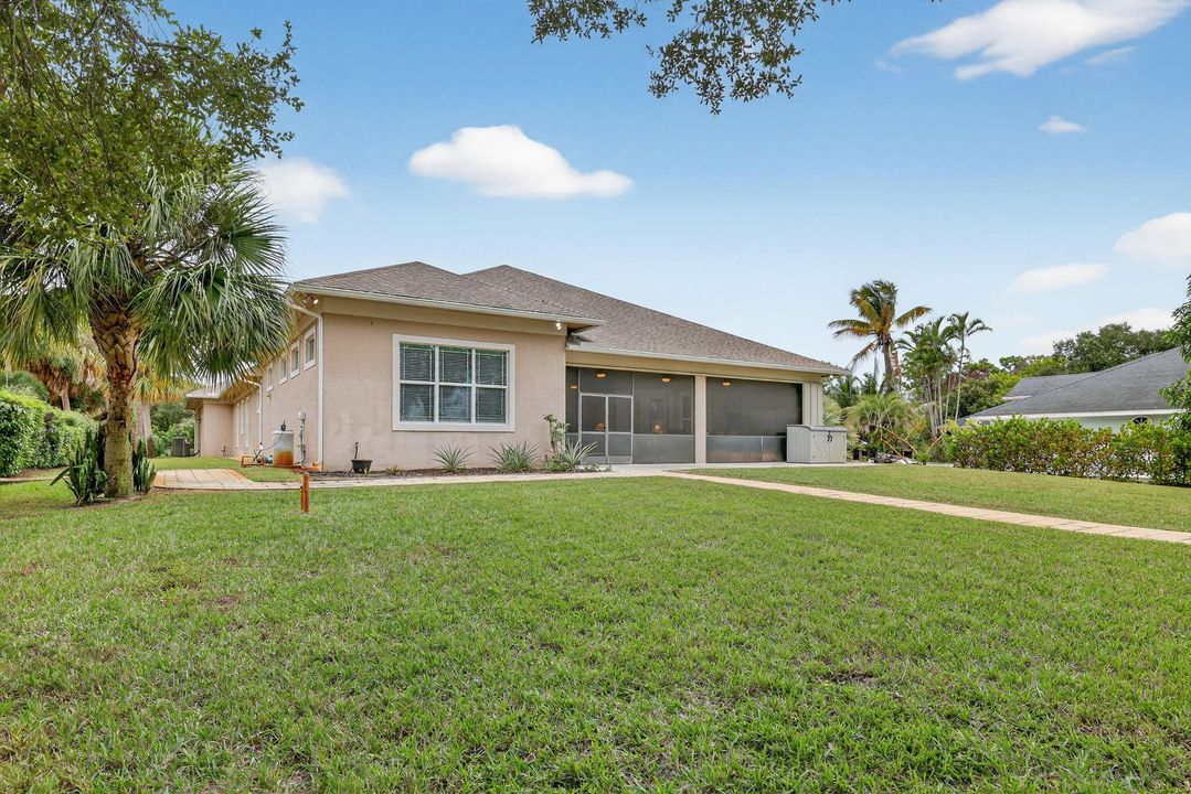 Activo con contrato: $1,650,000 (4 camas, 3 baños, 3513 Pies cuadrados)