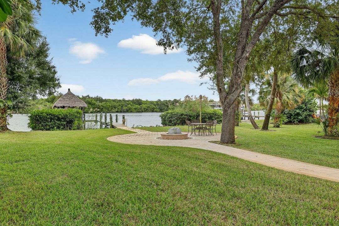 Activo con contrato: $1,650,000 (4 camas, 3 baños, 3513 Pies cuadrados)