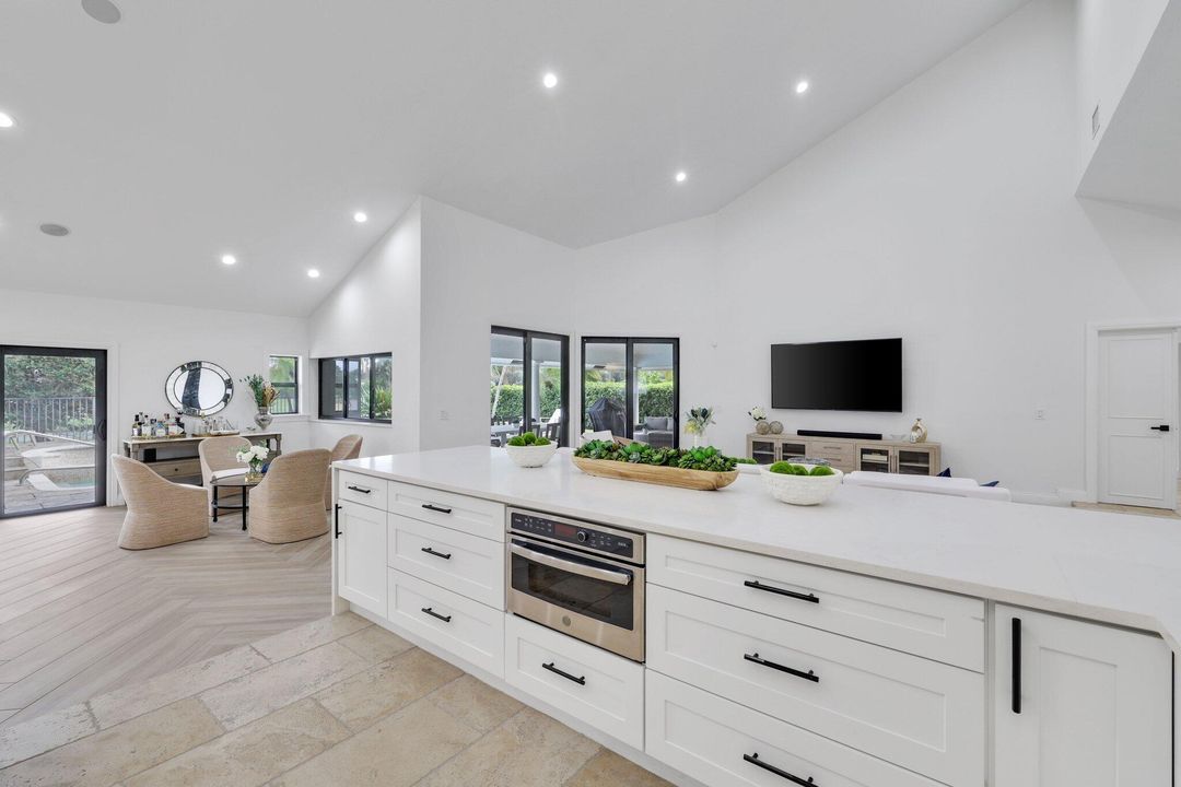 Active With Contract: $2,695,000 (4 beds, 3 baths, 3906 Square Feet)