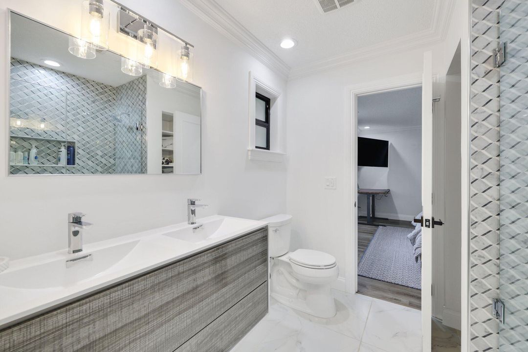 Active With Contract: $2,695,000 (4 beds, 3 baths, 3906 Square Feet)