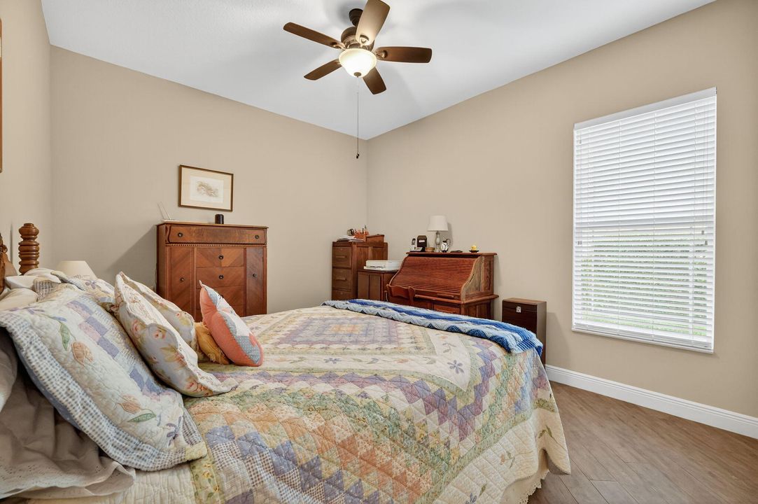 Activo con contrato: $1,650,000 (4 camas, 3 baños, 3513 Pies cuadrados)