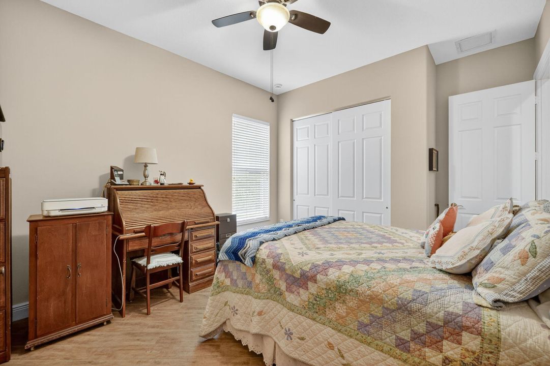 Activo con contrato: $1,650,000 (4 camas, 3 baños, 3513 Pies cuadrados)